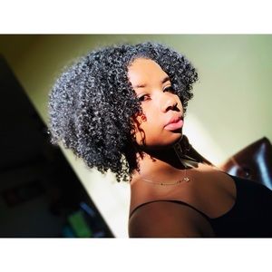 Meet your Posher, Aniya